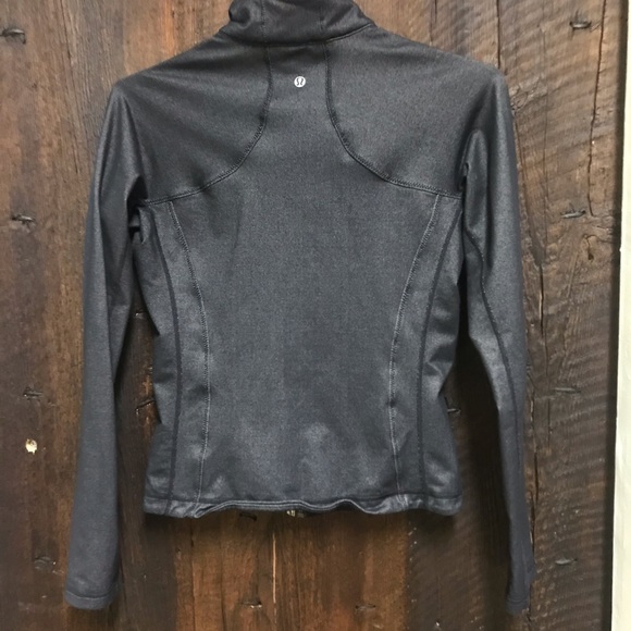 Lululemon Jacket - Picture 5 of 5